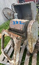 Lot 332