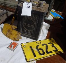 Lot 32