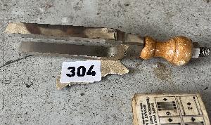 Lot 304